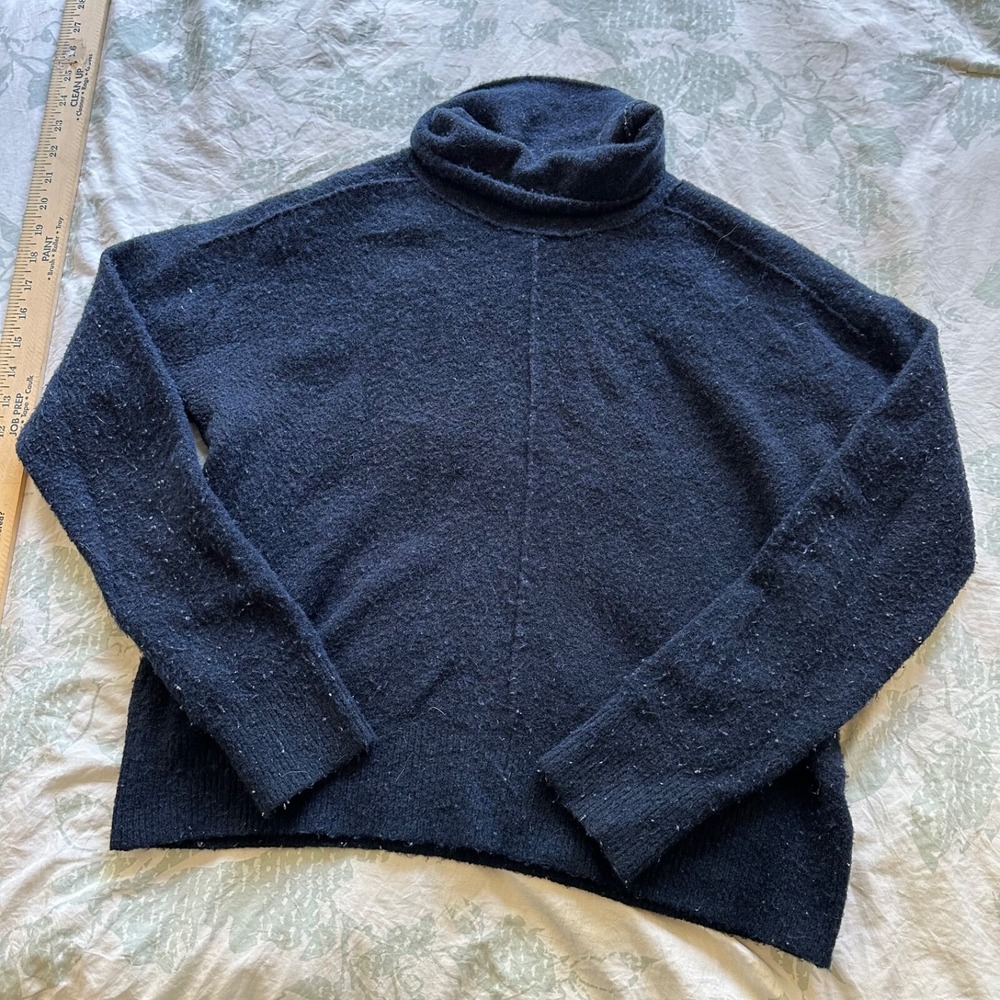 Banana‎ Republic Womens Sweater Medium blue Turtleneck Long Sleeve Merino Wool